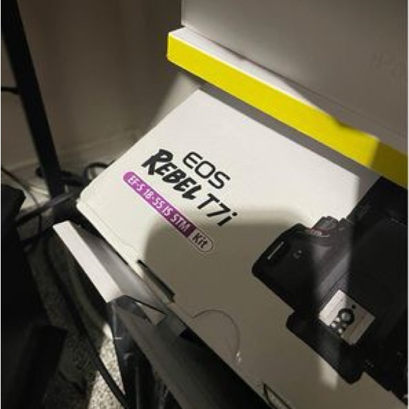 Canon Rebel T7i (camera + Extras) - Picture 3 of 9